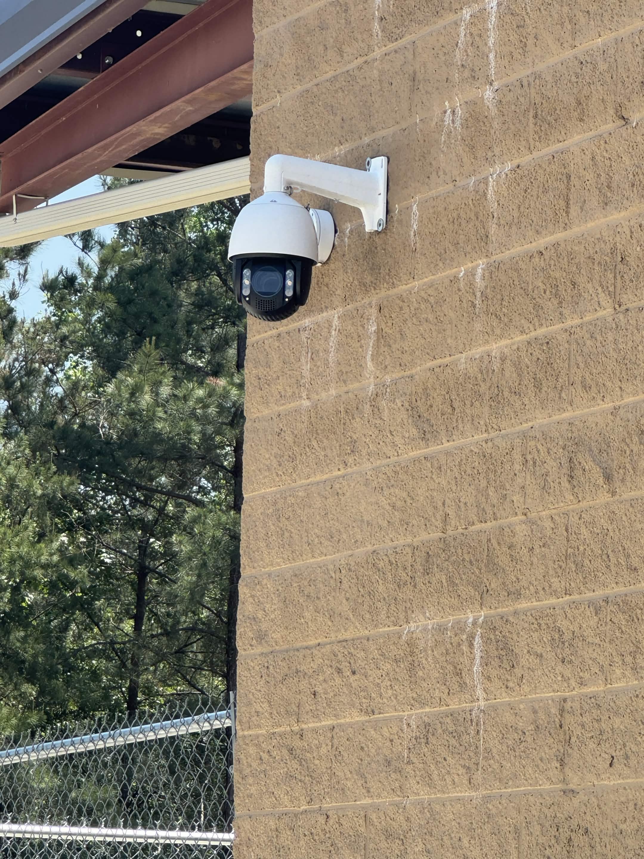 Retail security system at Keith's Superstore in Clinton, MS by Berkley Security